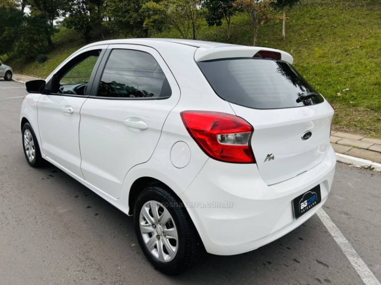 FORD - KA - 2016/2016 - Branca - R$ 39.900,00