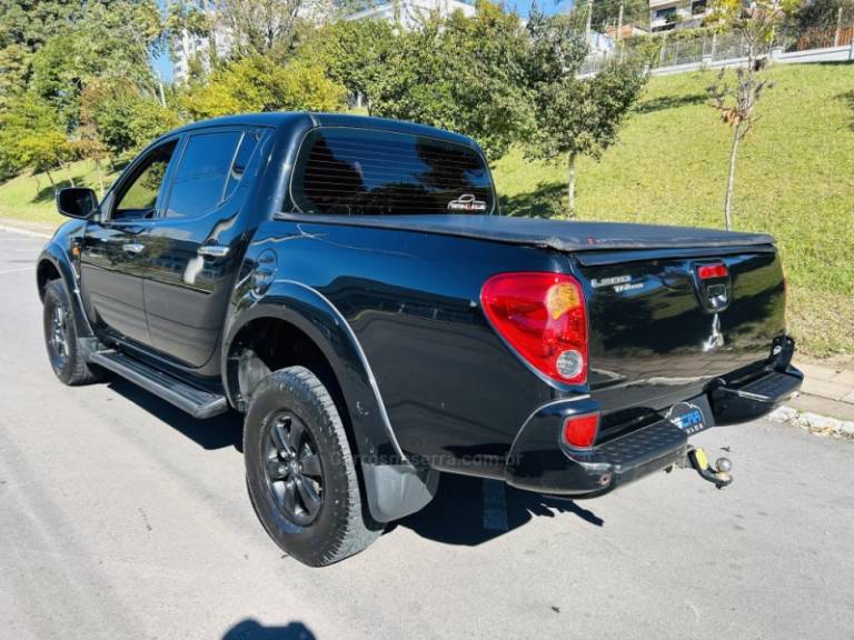 MITSUBISHI - L200 TRITON - 2012/2012 - Preta - R$ 89.900,00