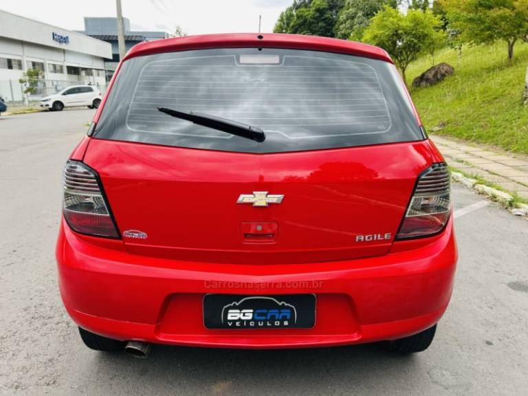 CHEVROLET - AGILE - 2011/2012 - Vermelha - R$ 34.900,00