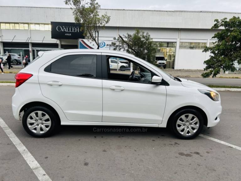 FORD - KA - 2016/2016 - Branca - R$ 39.900,00