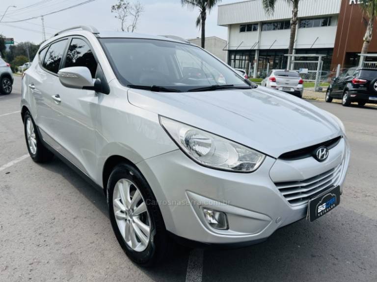 HYUNDAI - IX35 - 2011/2012 - Prata - R$ 67.900,00