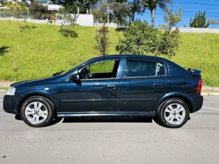 CHEVROLET - ASTRA - 2004/2004 - Azul - R$ 28.900,00