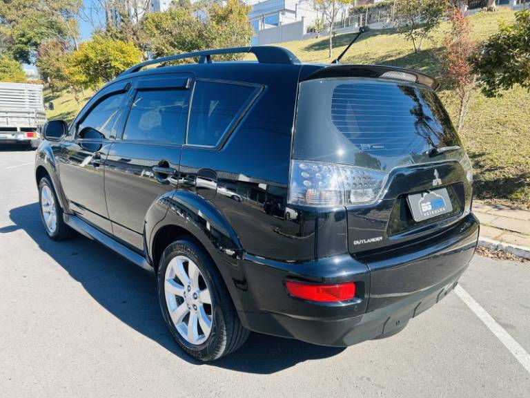 MITSUBISHI - OUTLANDER - 2011/2011 - Preta - R$ 62.900,00