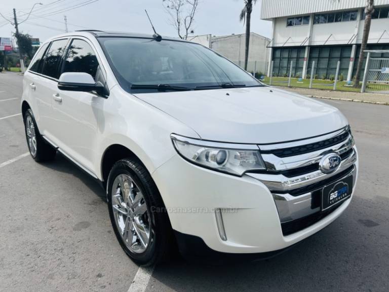 FORD - EDGE - 2012/2013 - Branca - R$ 69.900,00