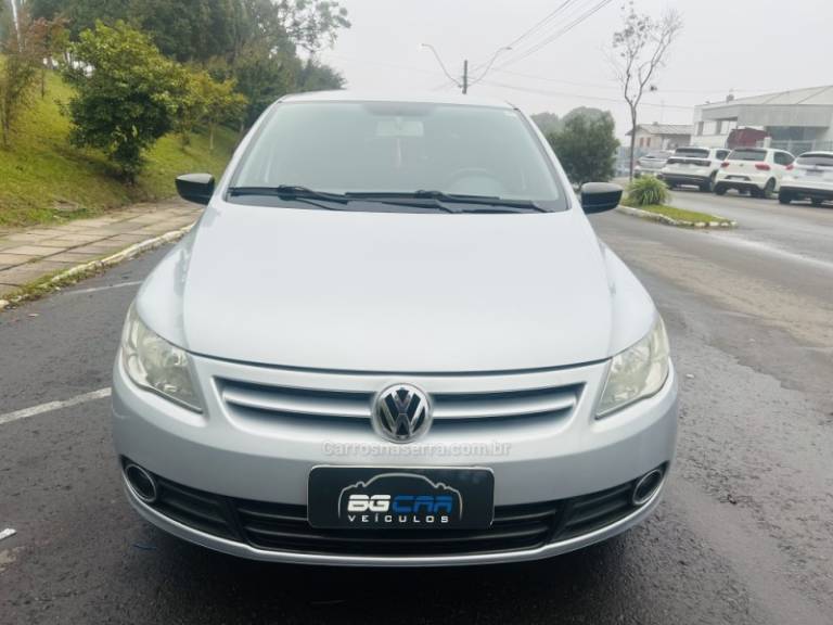 VOLKSWAGEN - GOL - 2009/2010 - Prata - R$ 33.900,00