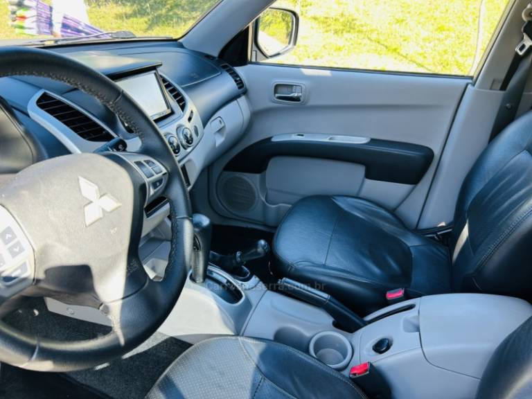 MITSUBISHI - L200 TRITON - 2012/2012 - Preta - R$ 89.900,00
