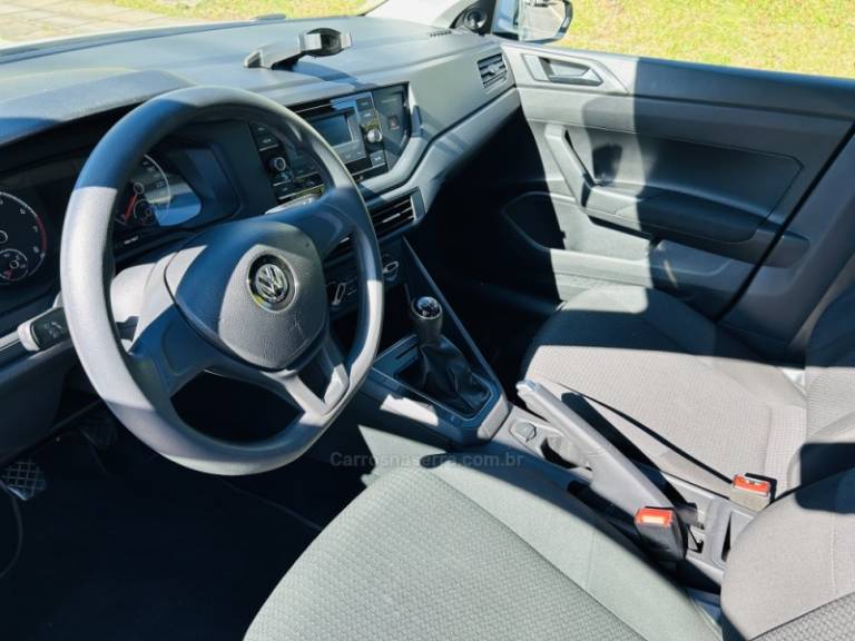 VOLKSWAGEN - POLO - 2019/2020 - Branca - R$ 67.900,00