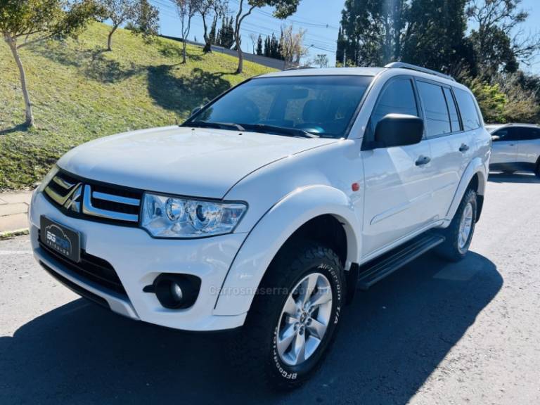 MITSUBISHI - PAJERO DAKAR - 2014/2015 - Branca - R$ 135.900,00