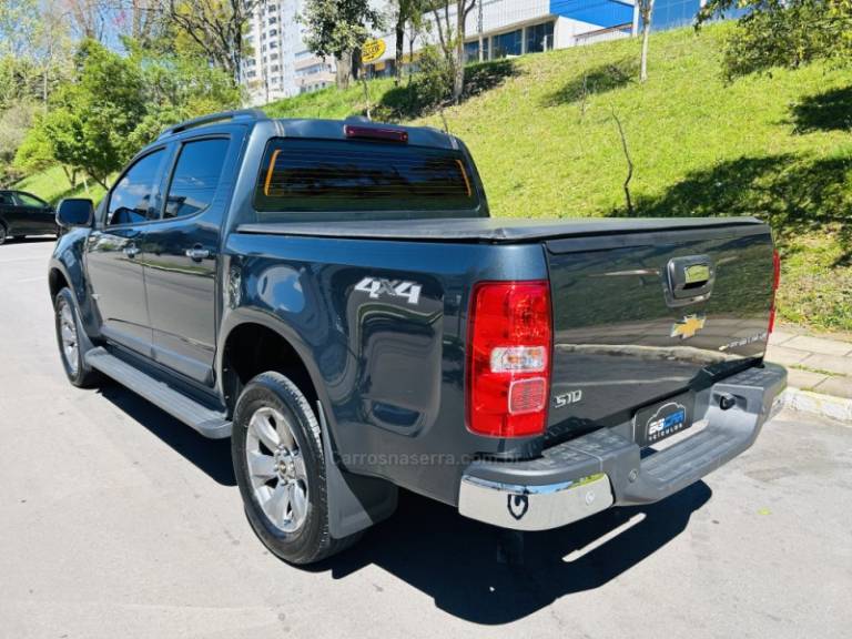 CHEVROLET - S10 - 2023/2023 - Cinza - R$ 189.900,00