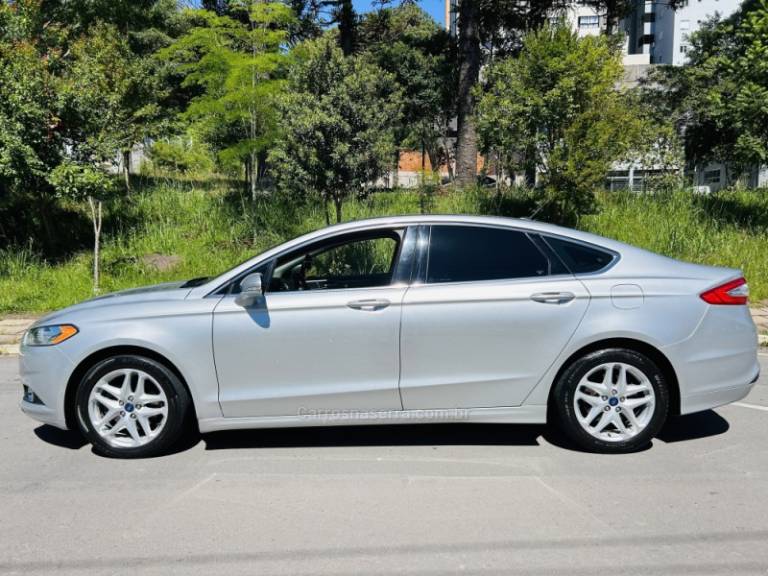 FORD - FUSION - 2013/2014 - Prata - R$ 69.900,00