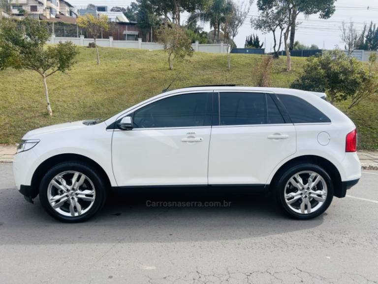 FORD - EDGE - 2012/2013 - Branca - R$ 69.900,00