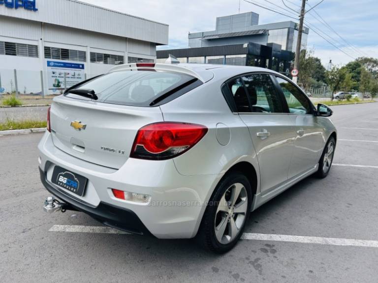 CHEVROLET - CRUZE - 2015/2015 - Prata - R$ 62.900,00