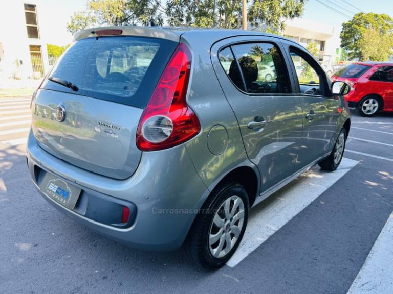 FIAT - PALIO - 2012/2013 - Cinza - R$ 39.900,00