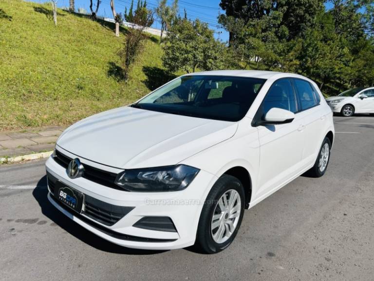 VOLKSWAGEN - POLO - 2019/2020 - Branca - R$ 67.900,00