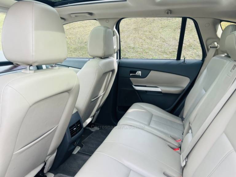 FORD - EDGE - 2012/2013 - Branca - R$ 69.900,00