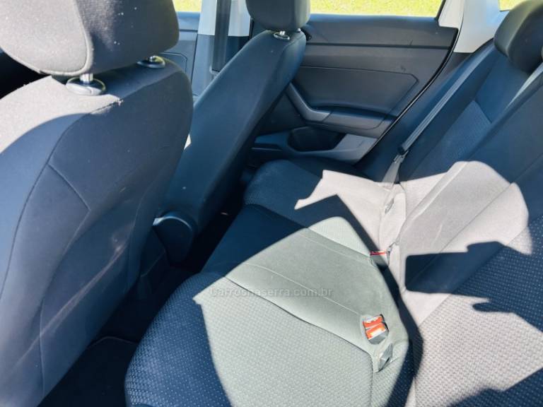 VOLKSWAGEN - POLO - 2019/2020 - Branca - R$ 67.900,00