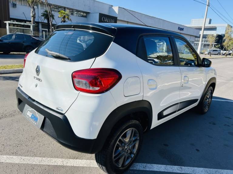 RENAULT - KWID - 2018/2018 - Branca - R$ 42.900,00