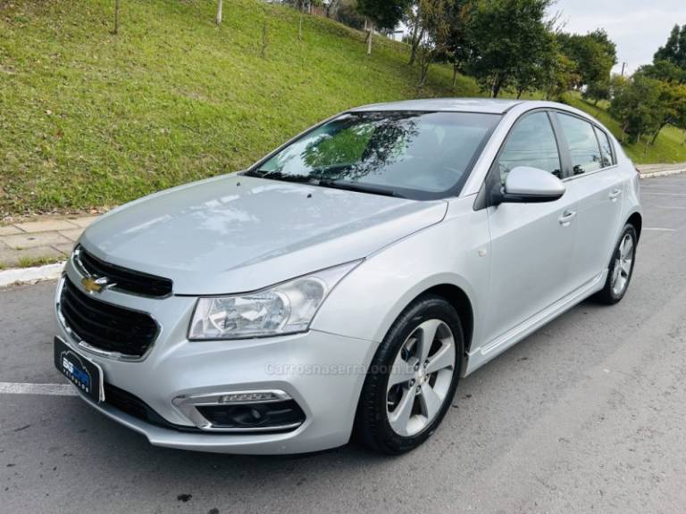 CHEVROLET - CRUZE - 2015/2015 - Prata - R$ 65.900,00