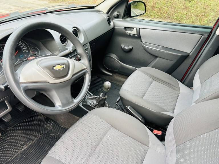 CHEVROLET - CELTA - 2011/2012 - Vermelha - R$ 32.900,00