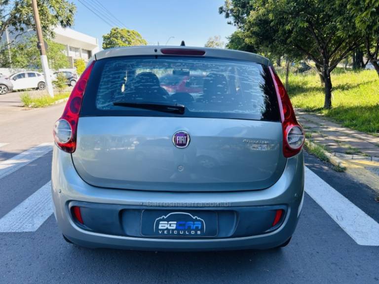 FIAT - PALIO - 2012/2013 - Cinza - R$ 39.900,00