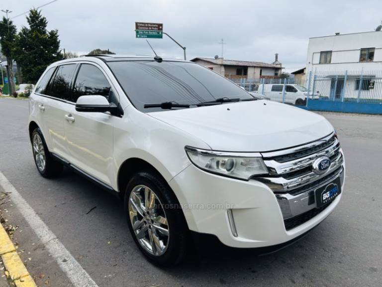 FORD - EDGE - 2011/2012 - Branca - R$ 65.900,00