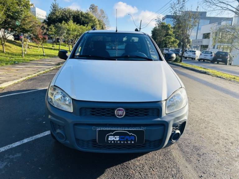 FIAT - STRADA - 2017/2018 - Branca - R$ 55.900,00