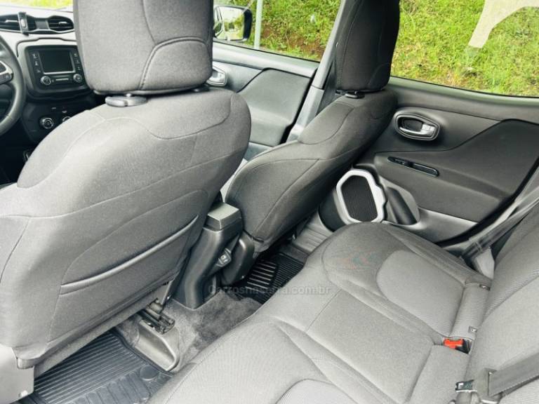 JEEP - RENEGADE - 2019/2019 - Branca - R$ 69.900,00
