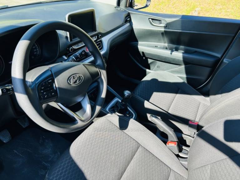 HYUNDAI - HB20 - 2021/2022 - Branca - R$ 67.900,00