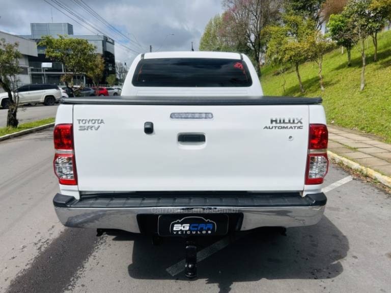 TOYOTA - HILUX - 2014/2014 - Branca - R$ 149.900,00