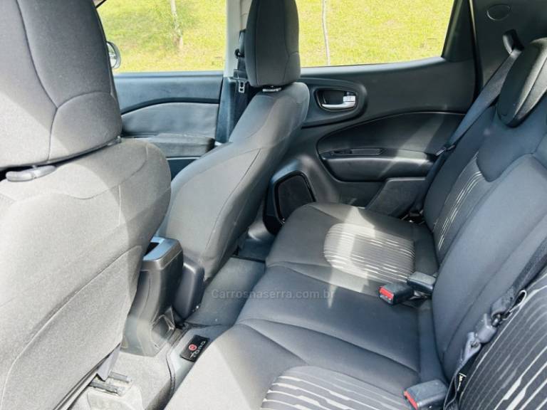 FIAT - TORO - 2017/2018 - Preta - R$ 89.900,00