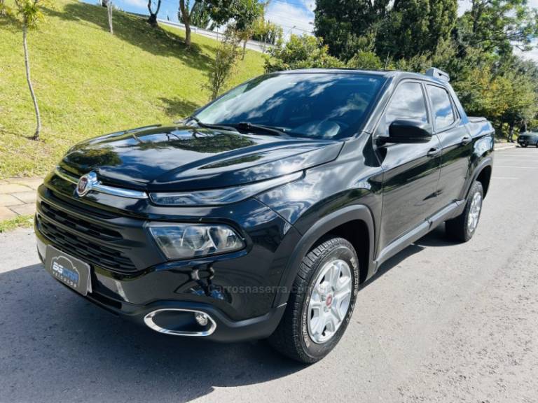 FIAT - TORO - 2017/2018 - Preta - R$ 89.900,00