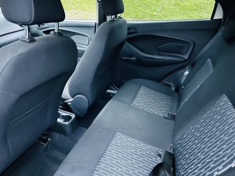 FORD - KA - 2016/2016 - Branca - R$ 39.900,00