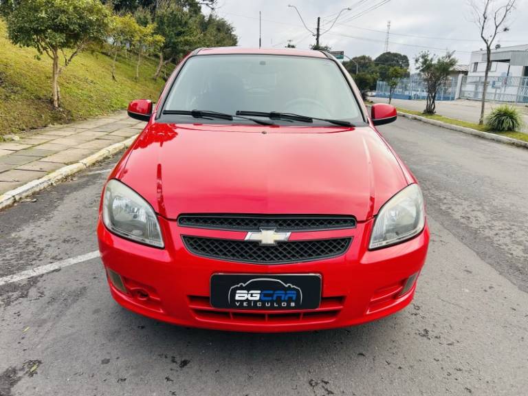 CHEVROLET - CELTA - 2011/2012 - Vermelha - R$ 32.900,00