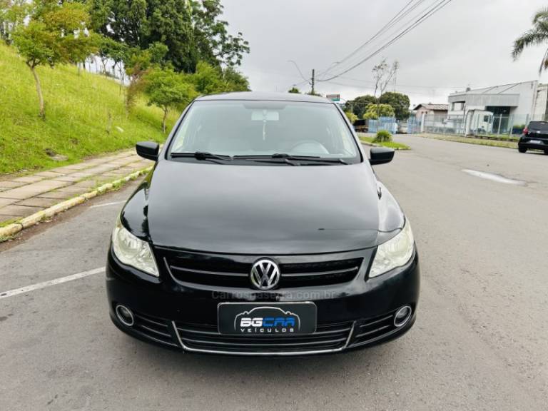 VOLKSWAGEN - VOYAGE - 2009/2010 - Preta - R$ 34.900,00