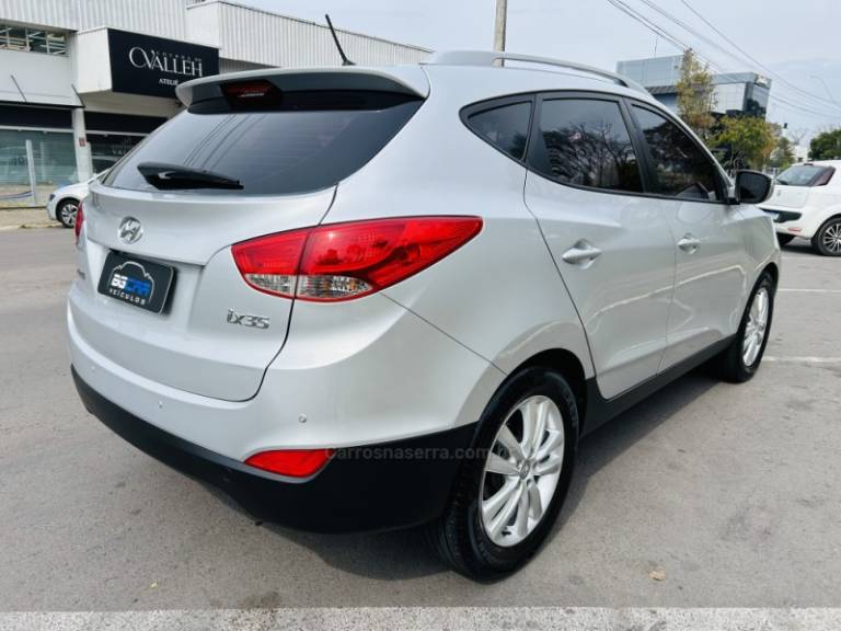 HYUNDAI - IX35 - 2011/2012 - Prata - R$ 67.900,00