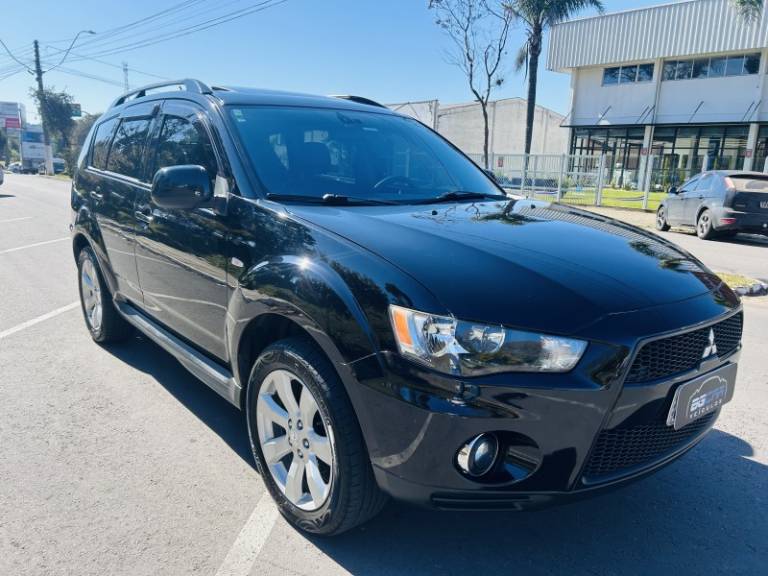 MITSUBISHI - OUTLANDER - 2011/2011 - Preta - R$ 62.900,00