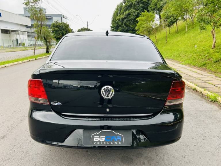 VOLKSWAGEN - VOYAGE - 2009/2010 - Preta - R$ 34.900,00