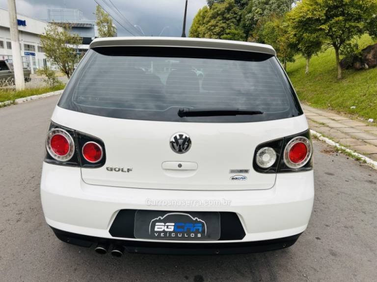 VOLKSWAGEN - GOLF - 2013/2013 - Branca - R$ 59.900,00