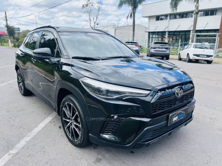 TOYOTA - COROLLA - 2022/2023 - Preta - R$ 159.900,00