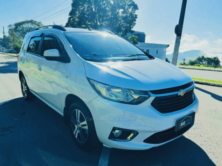 CHEVROLET - SPIN - 2019/2019 - Branca - R$ 63.900,00
