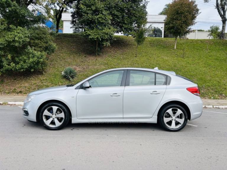 CHEVROLET - CRUZE - 2015/2015 - Prata - R$ 62.900,00