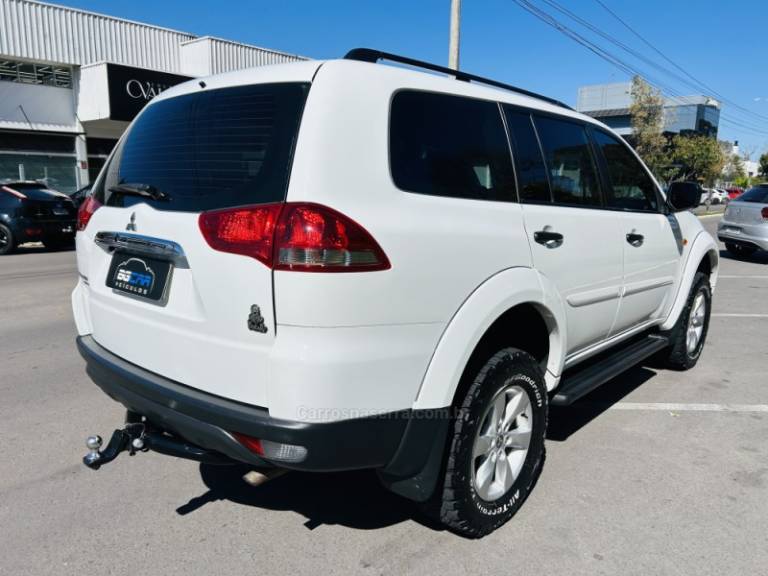 MITSUBISHI - PAJERO DAKAR - 2014/2015 - Branca - R$ 135.900,00