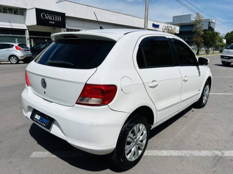 VOLKSWAGEN - GOL - 2012/2013 - Branca - R$ 35.900,00