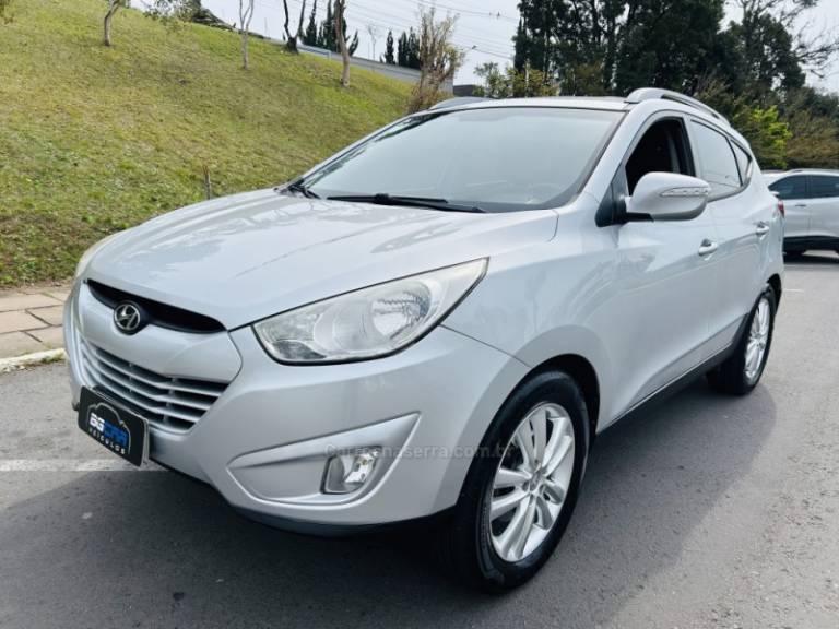 HYUNDAI - IX35 - 2011/2012 - Prata - R$ 67.900,00