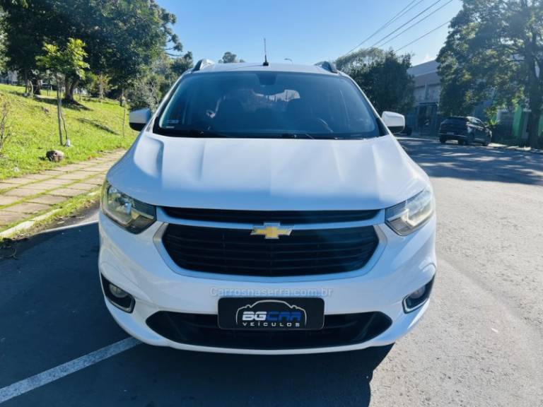 CHEVROLET - SPIN - 2019/2019 - Branca - R$ 63.900,00