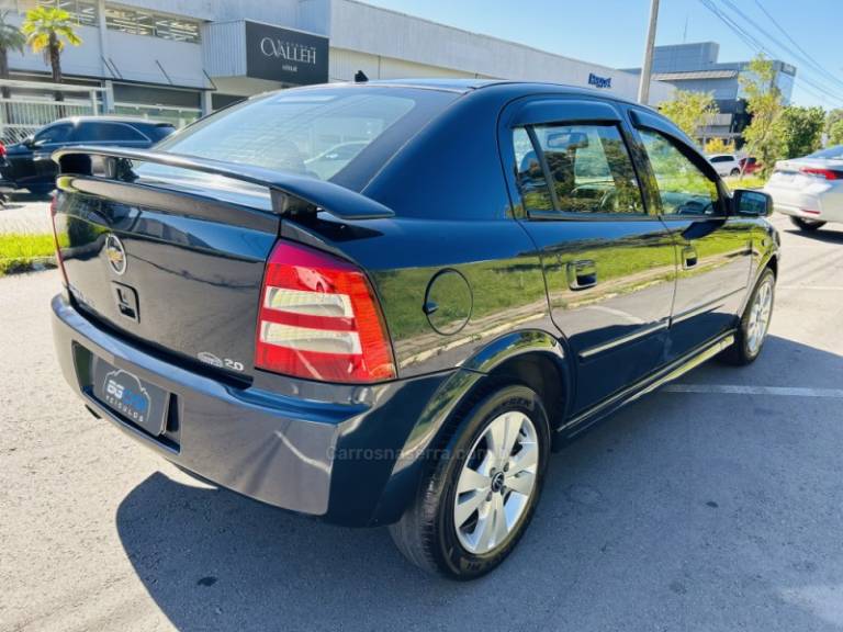 CHEVROLET - ASTRA - 2004/2004 - Azul - R$ 28.900,00